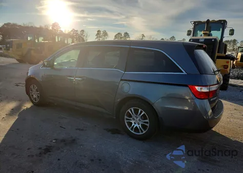 2011 Honda Odyssey Exl z USA, uszkodzony, nr VIN 5FNRL5H63BB076322
